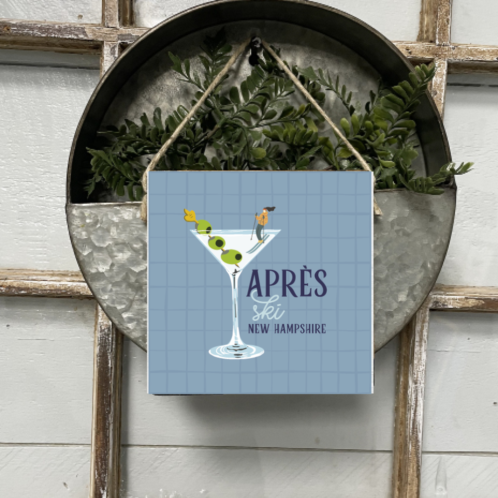 Personalized Apres Ski Martini Square Twine Hanging Sign