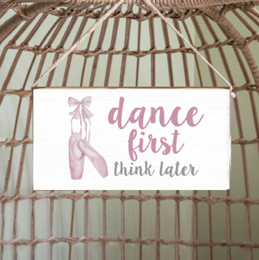 Ballet Twine Hanging Sign