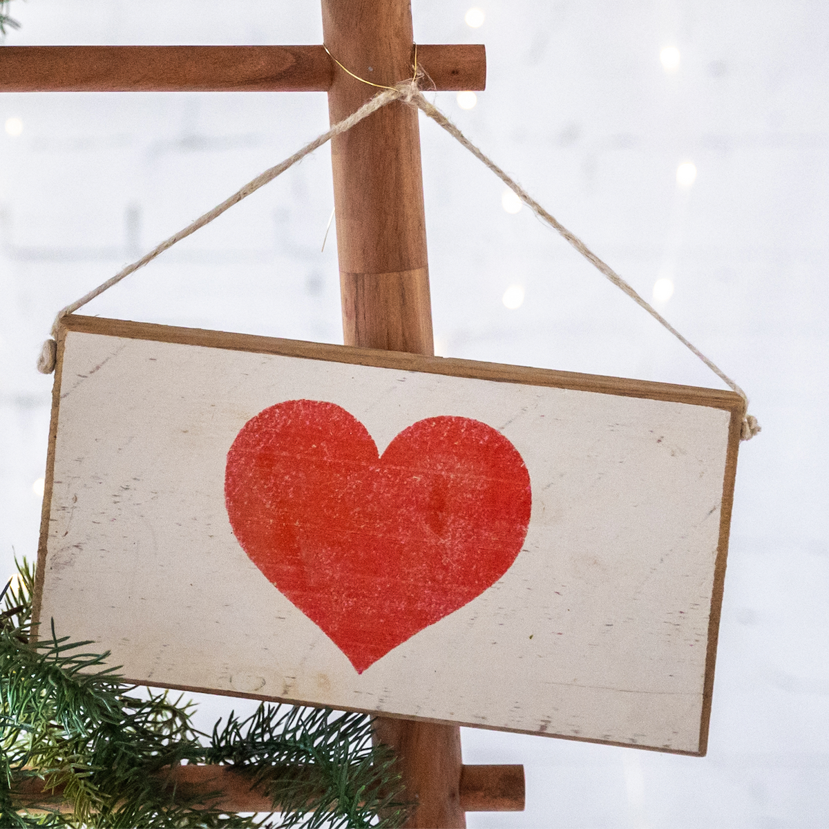 Red Heart Twine Hanging Sign